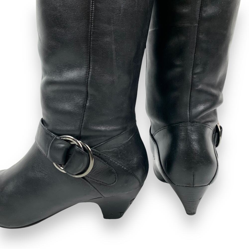 2000's MARC FISHER tall black leather boots with silver ring and low heels - Picture 10 of 12
